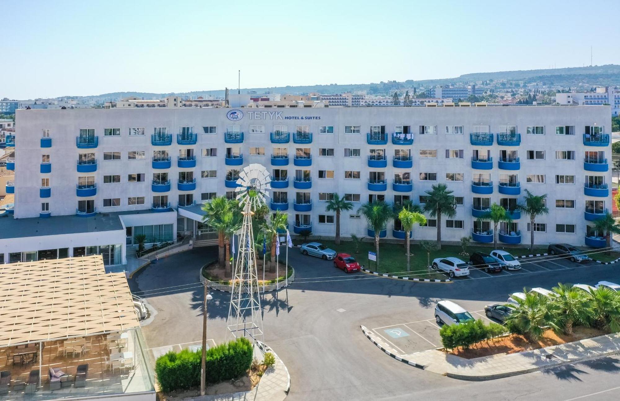 Tetyk Hotel Pernera Exterior foto