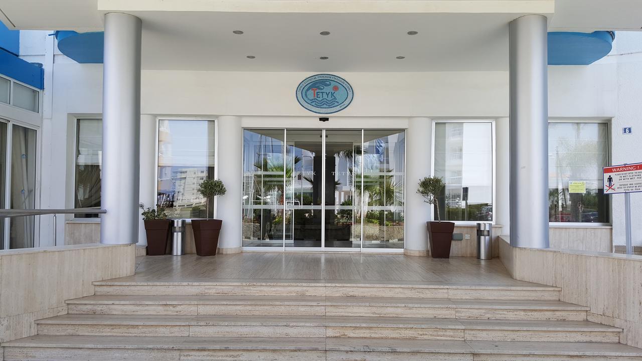 Tetyk Hotel Pernera Exterior foto